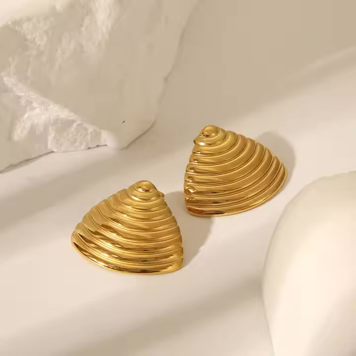The shell earrings