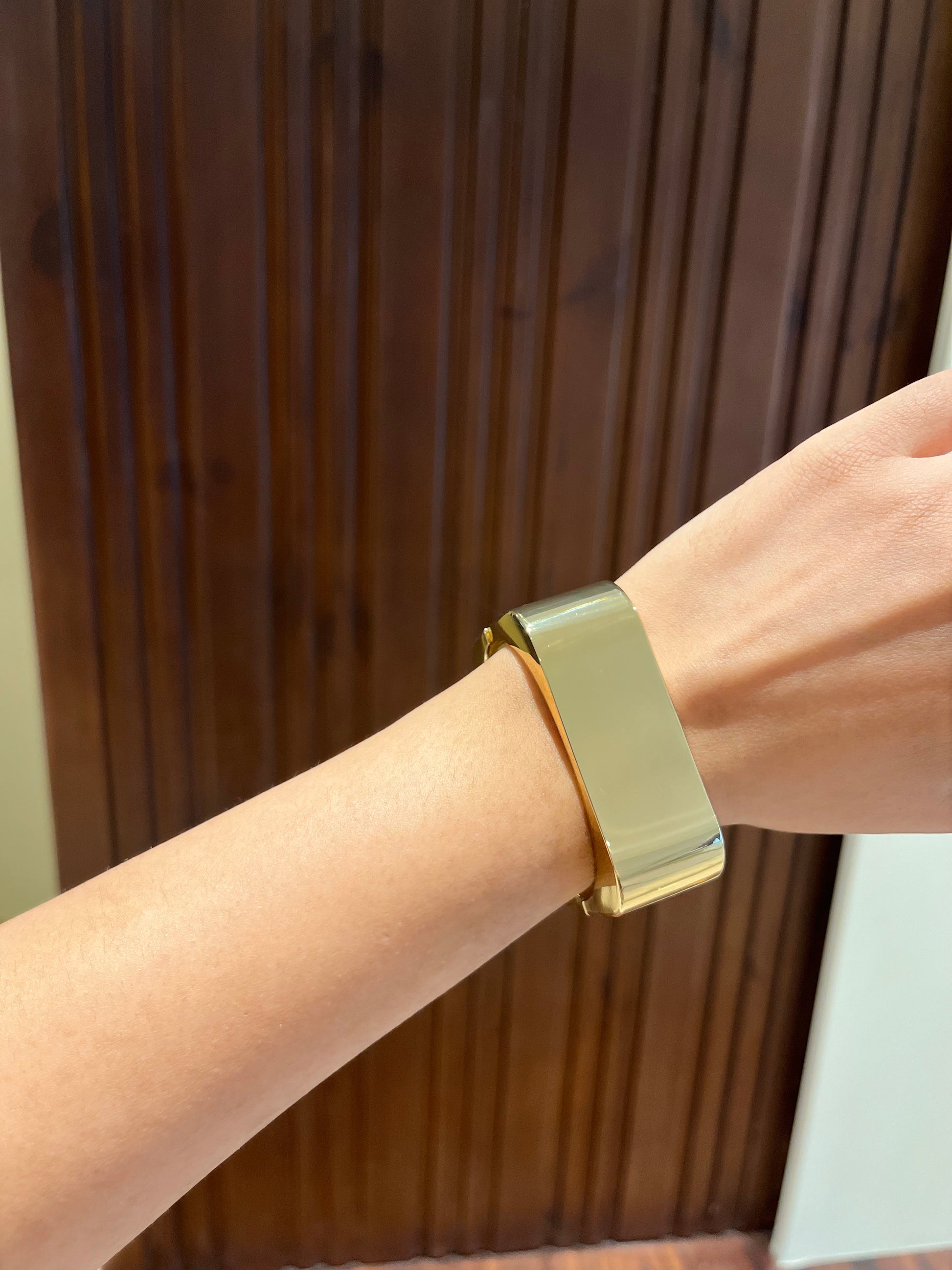 Power Cuff