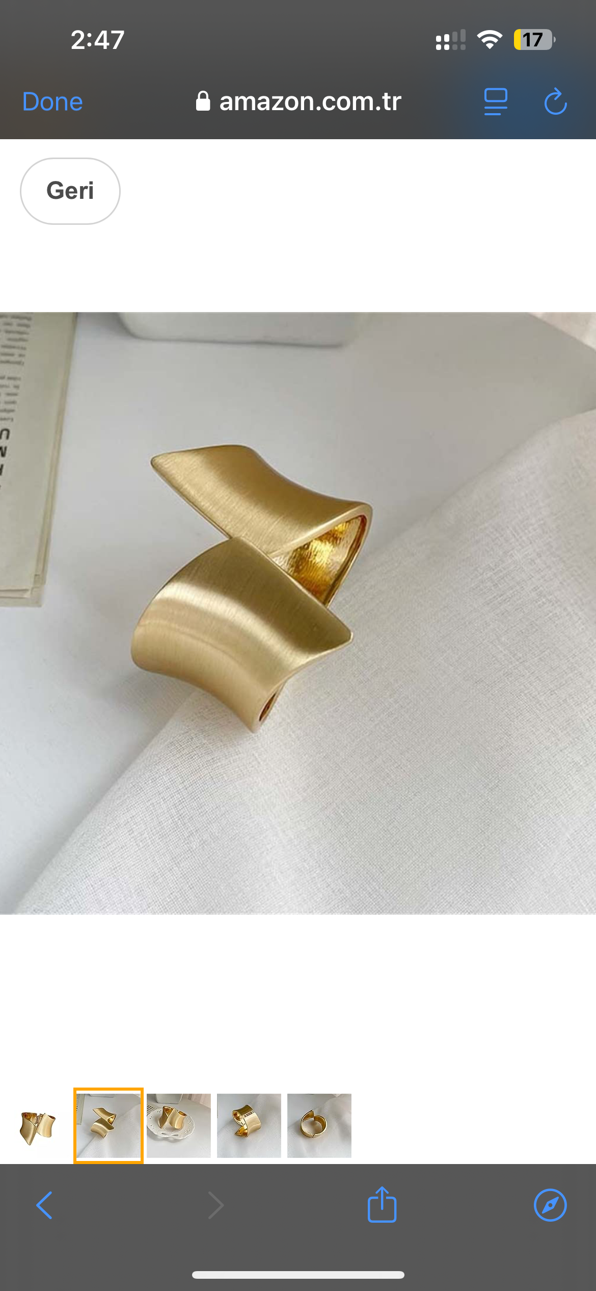 The viral matte hand cuff