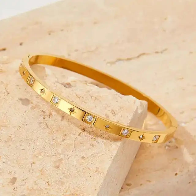 Berlin (baby) cuff