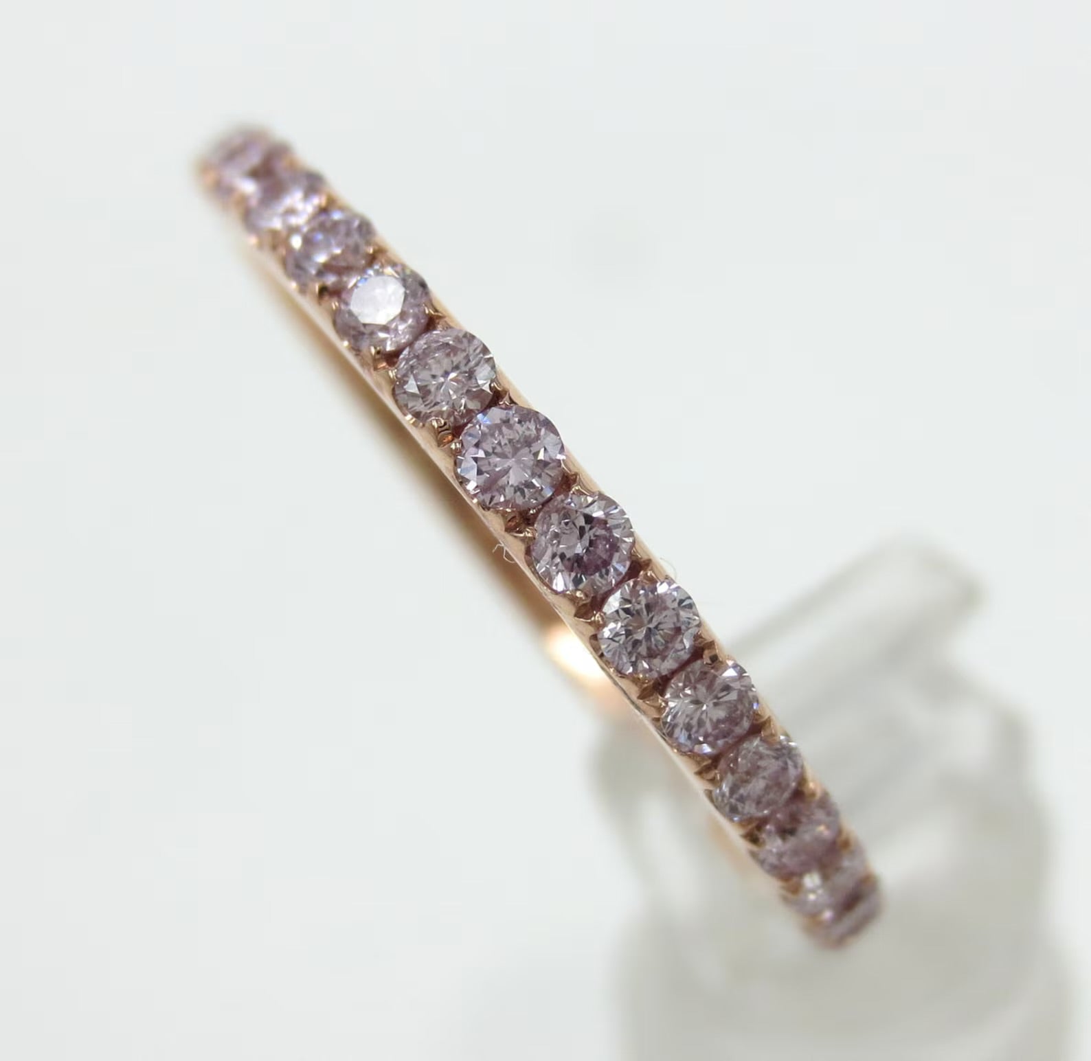 The ring band (pink)
