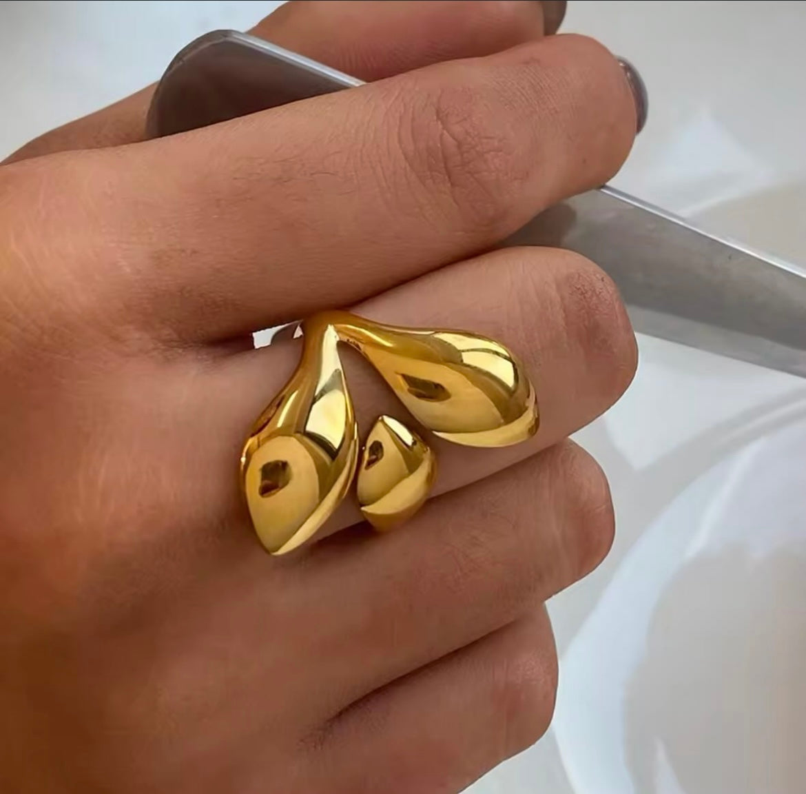 Lucky Leaf Ring