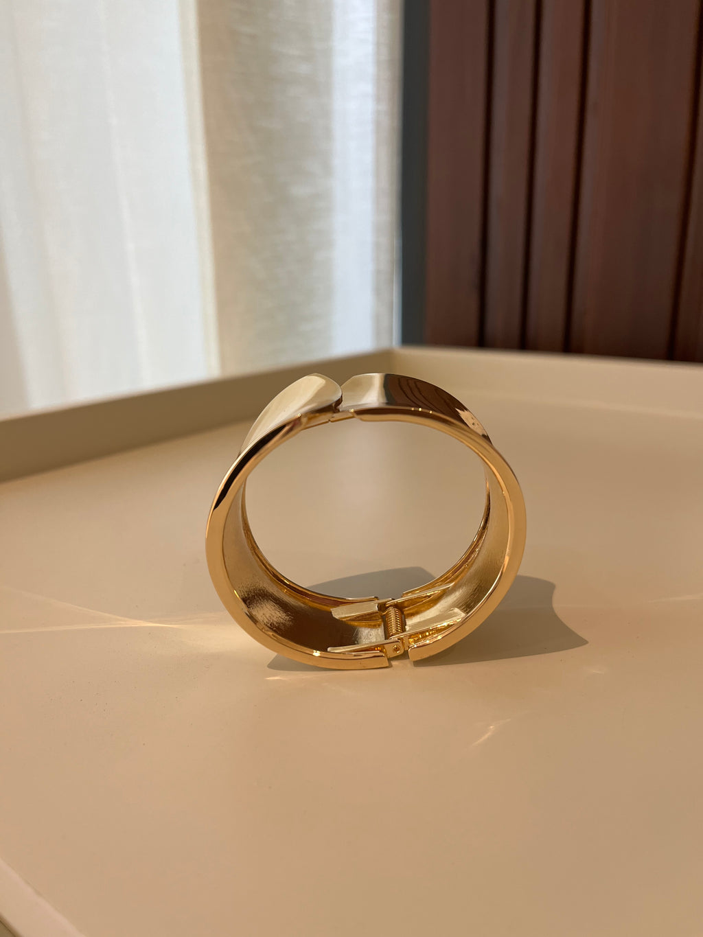 The wave cuff
