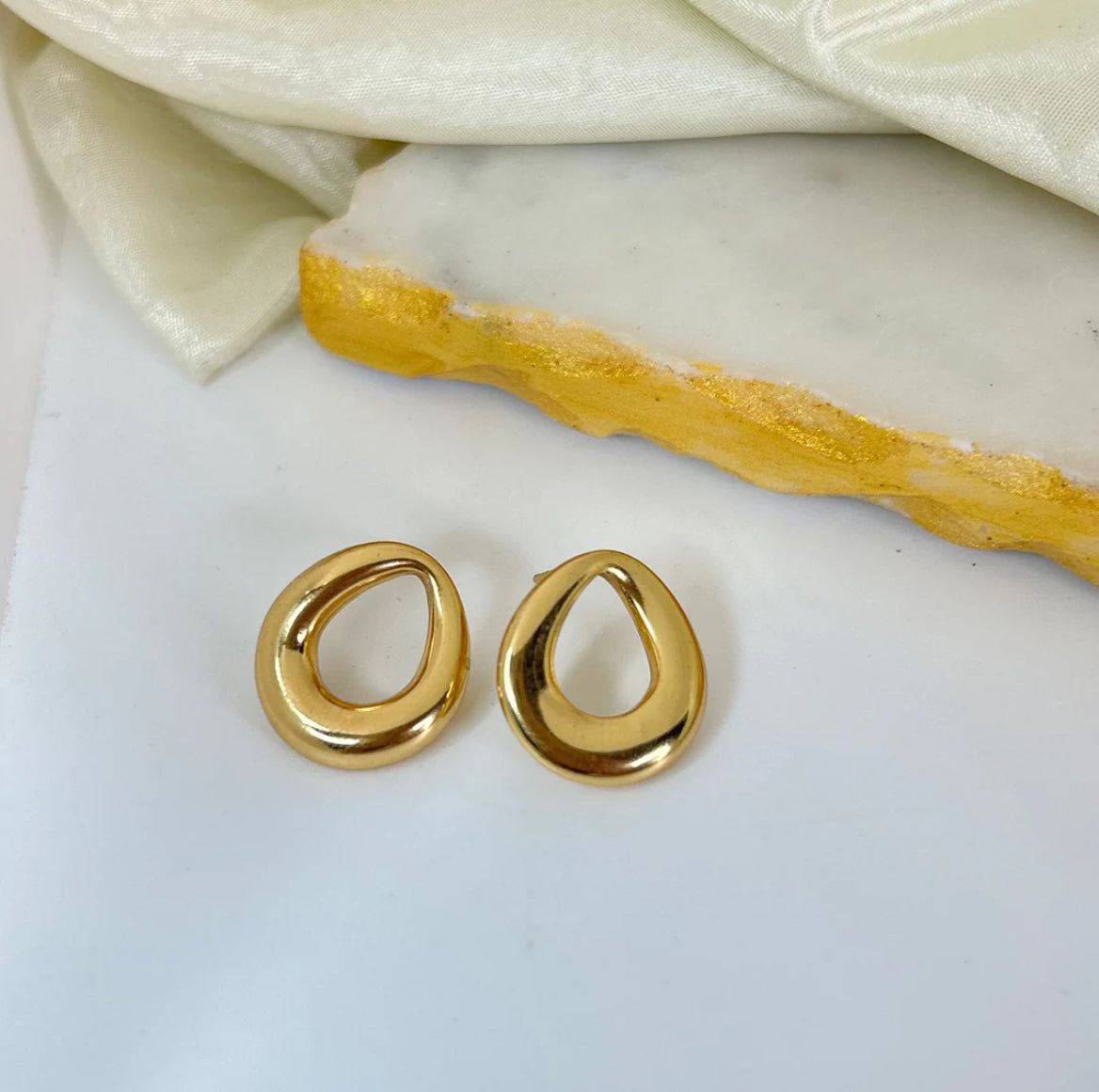 Bernadette earrings