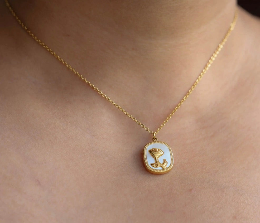The rose pendant