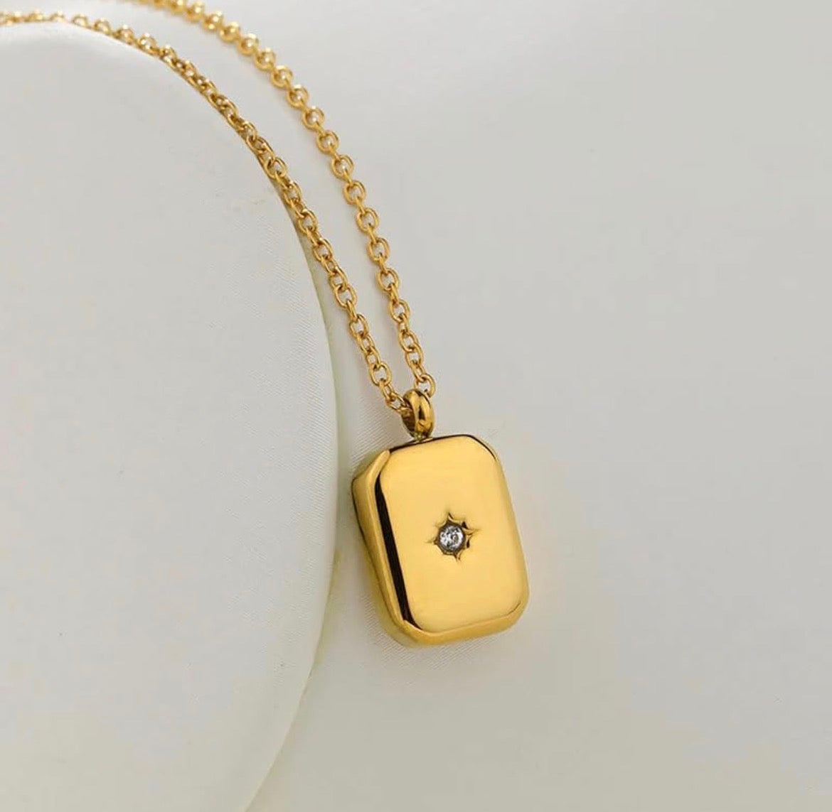 Lucky star charm pendant