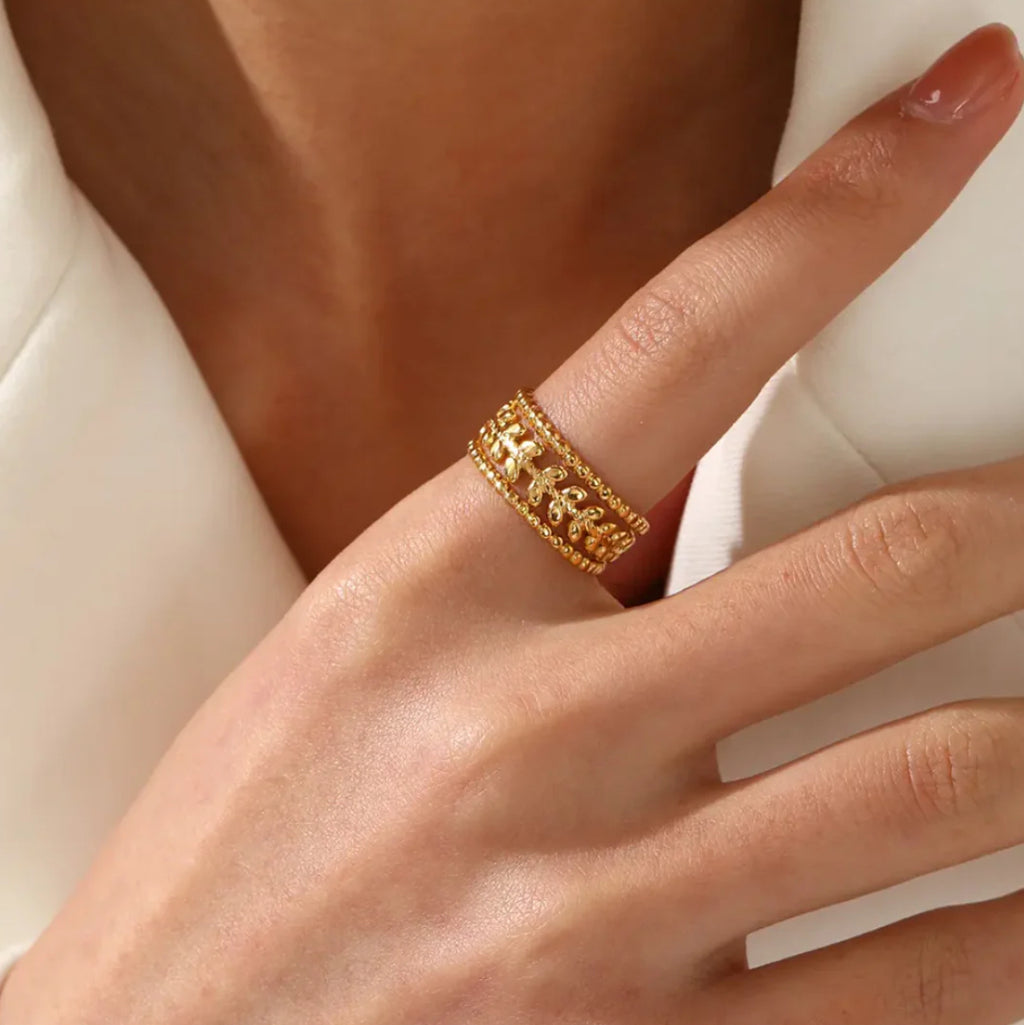The dainty ring